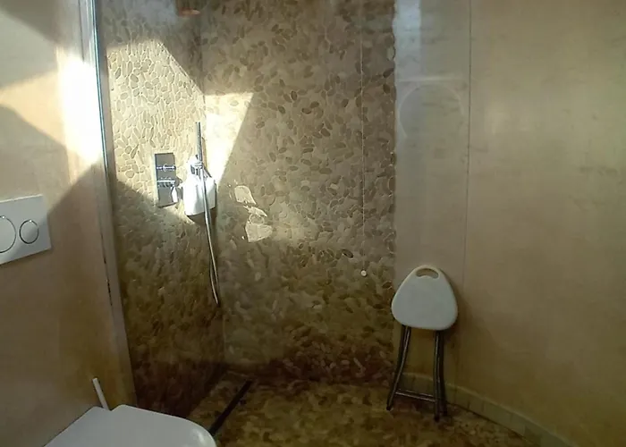 בית הארחה Ama אלבניה